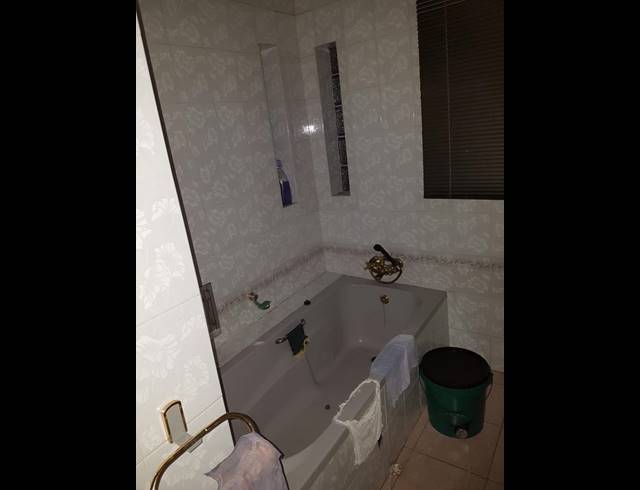 4 BEDROOM HOUSE FOR SALE IN NORKEM PARK